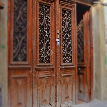 Nino'S Apartment In The Center Of Tbilisi Eksteriør bilde